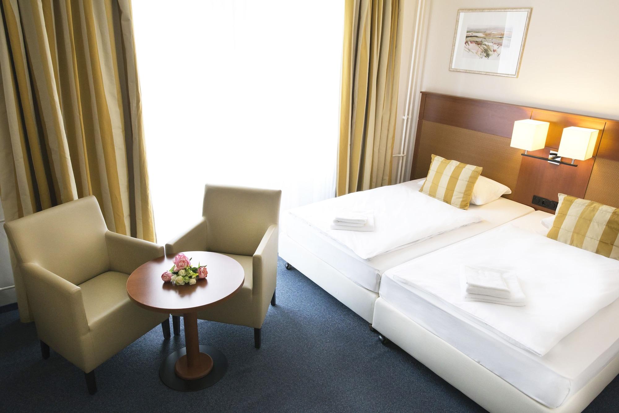 Hotel Marttel Karlovy Vary Extérieur photo